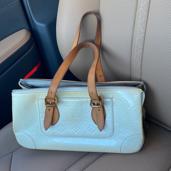 LOUIS VUITTON VERNIS SHOULDER PURSE BAG - Picture 5 of 17